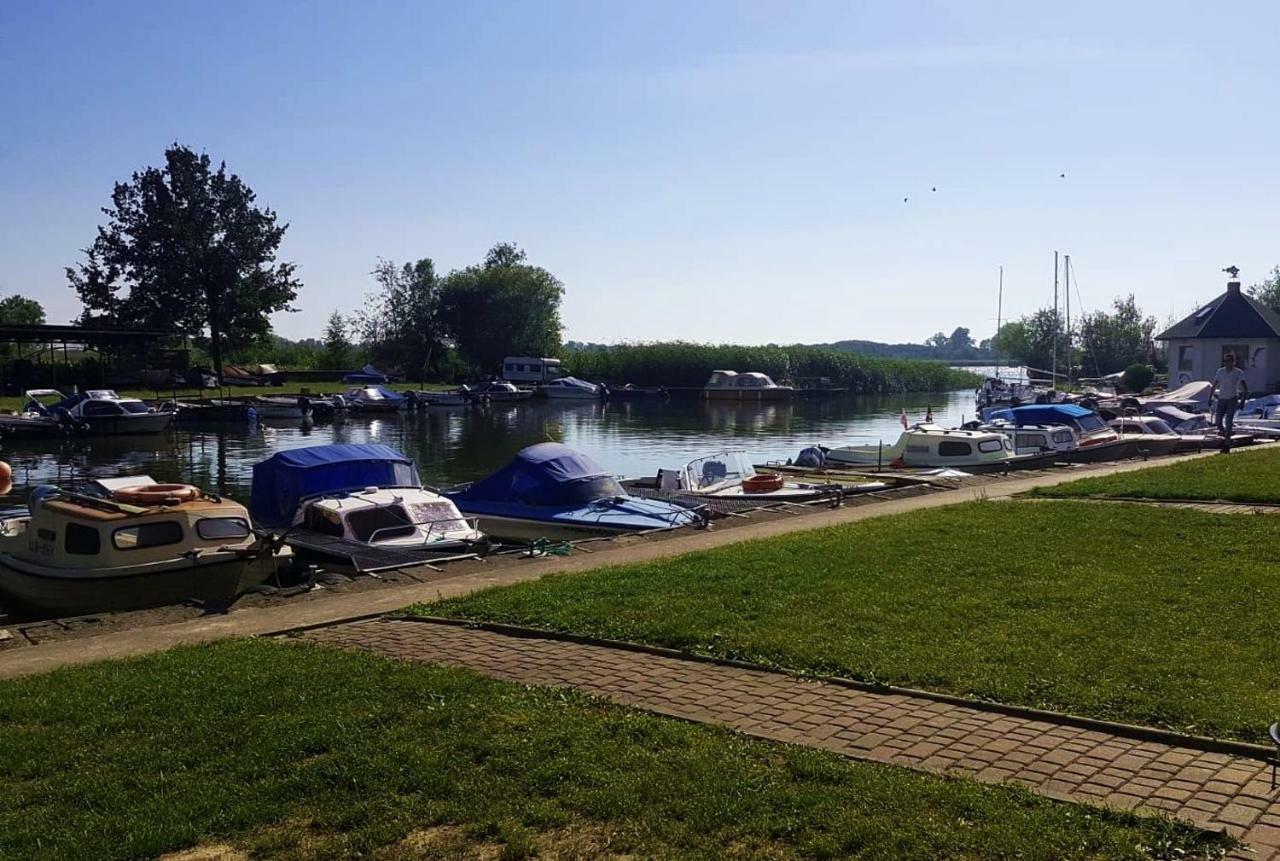Nad Zalewem Kamienskim Kamien Pomorski